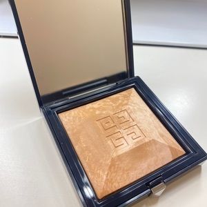 givenchy highlighter